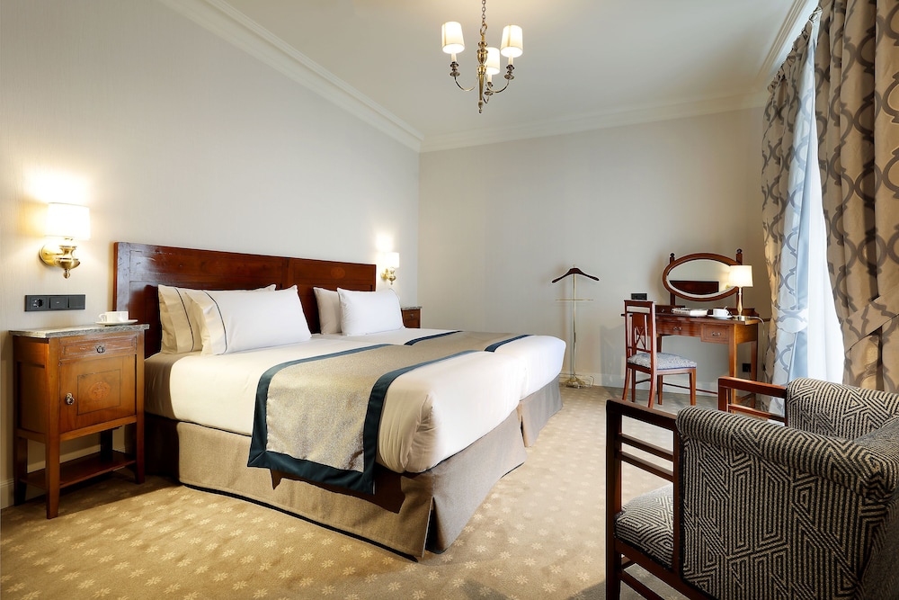 Deluxe Room (With Access To The Marine Circuit) photo 2