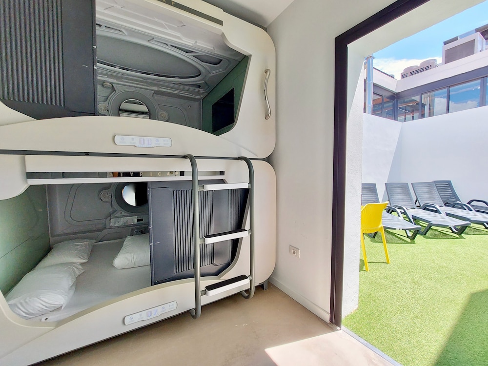 Club Suite, 2 Double Beds thumbnail 5