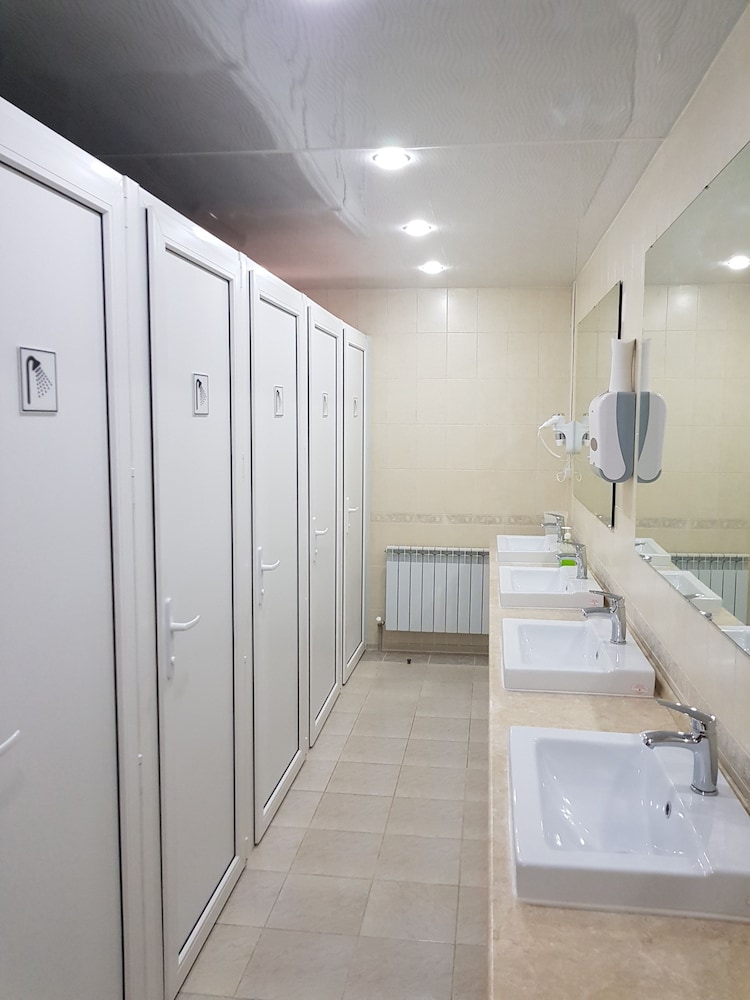 Shared Dormitory, Women only (3 guests) photo 2