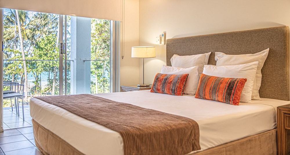 Luxury Suite, 3 Bedrooms, Balcony, Ocean View photo 2