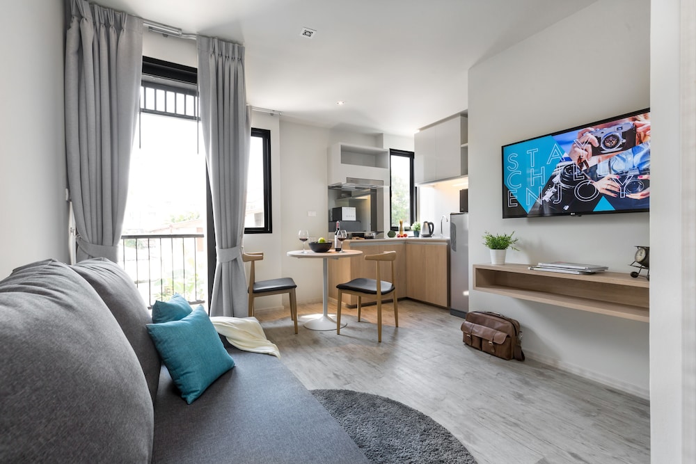 One-Bedroom Suite photo 2