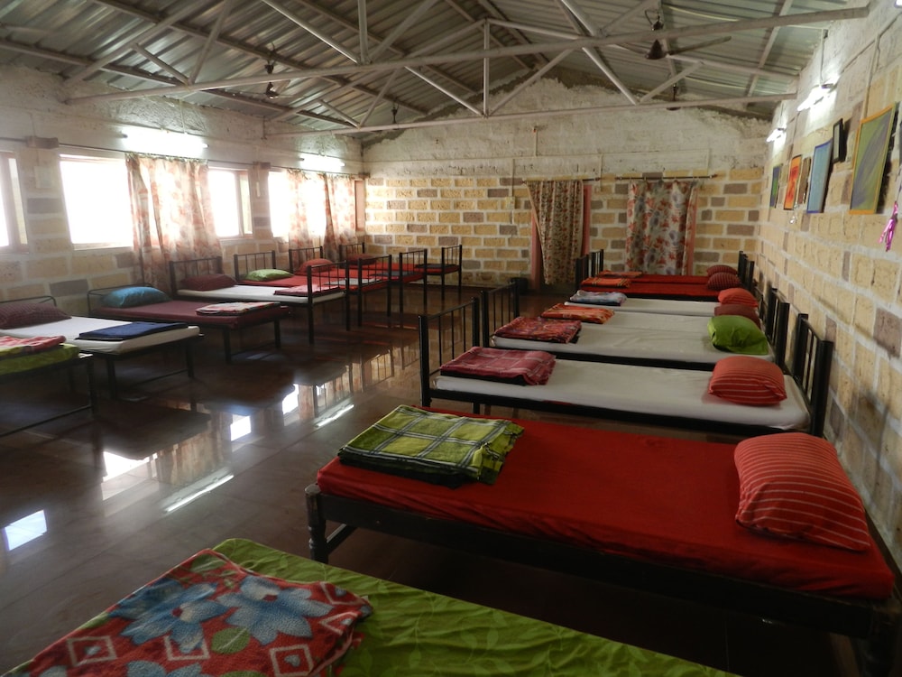 Basic Shared Dormitory, 1 Twin Bed, Smoking, Mountain View photo 1