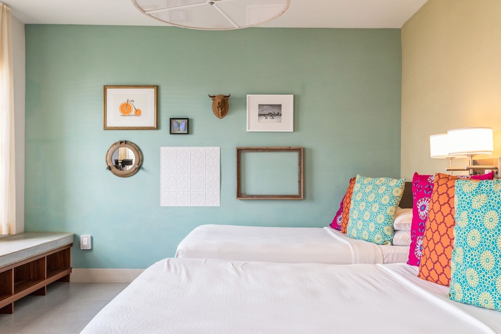 Double Queen Room (Self Check-in)