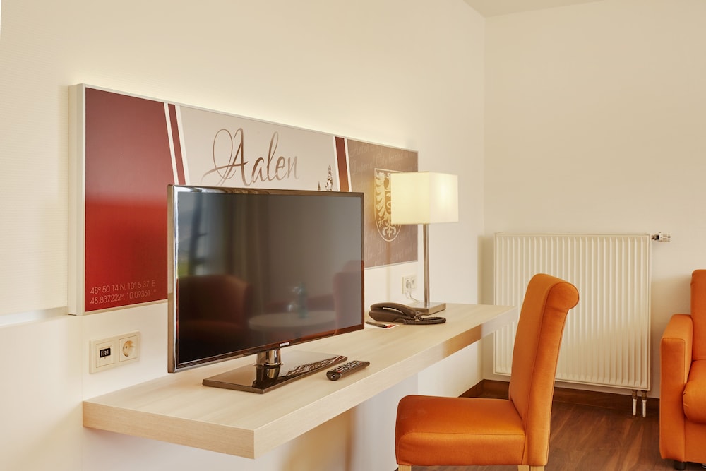Family Room for 4 people thumbnail 5