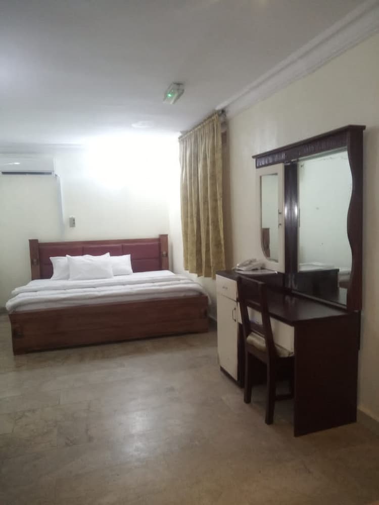 Presidential Suite