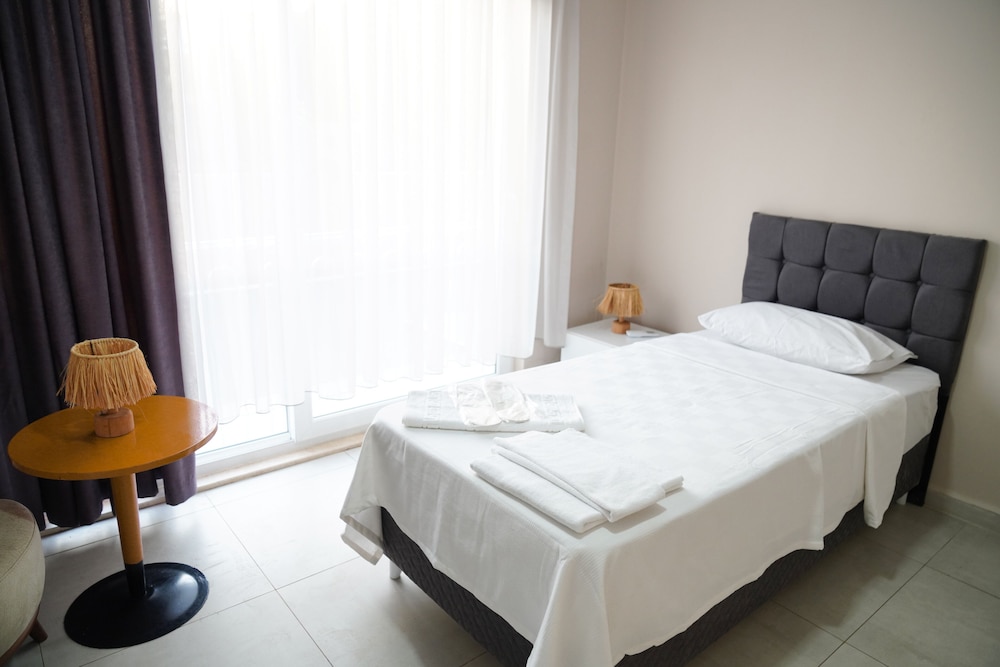 Comfort Single Room