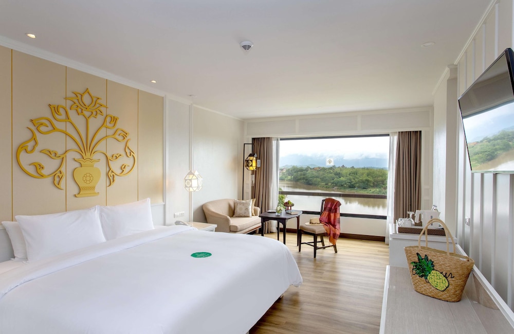 Deluxe Double Room, River View - Photo 8