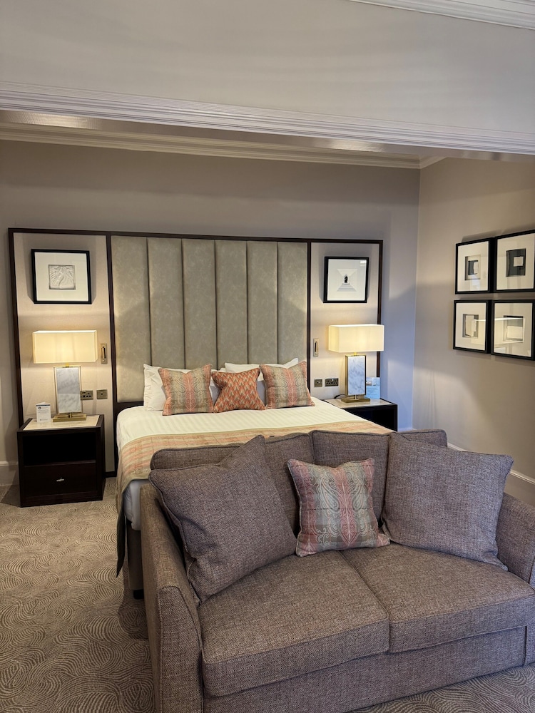 Suite, 1 Double Bed (Super Deluxe Suite) - Photo 2