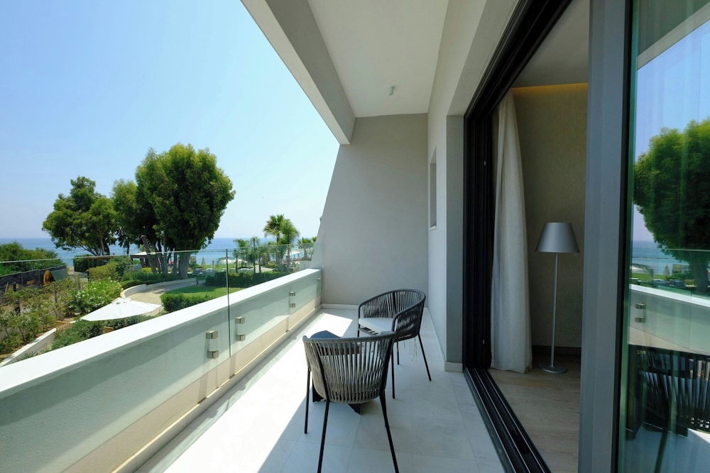 Villa, 2 Bedrooms, Balcony - Photo 3