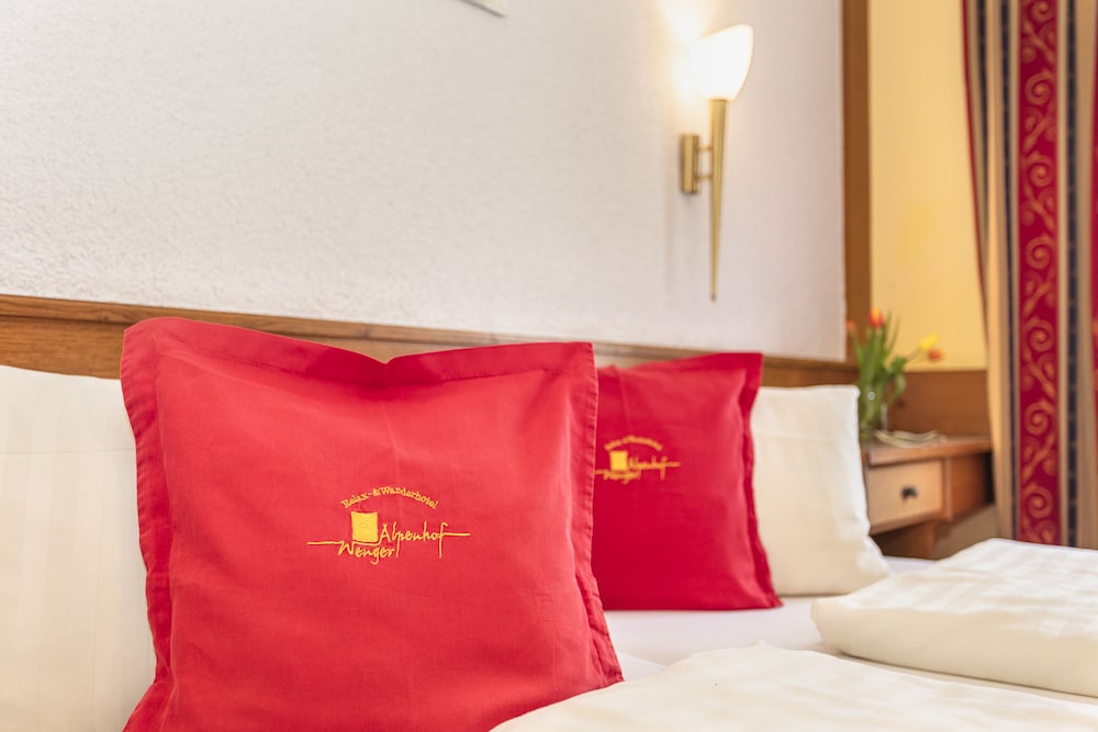 Traditional Double Room Single Use photo 2