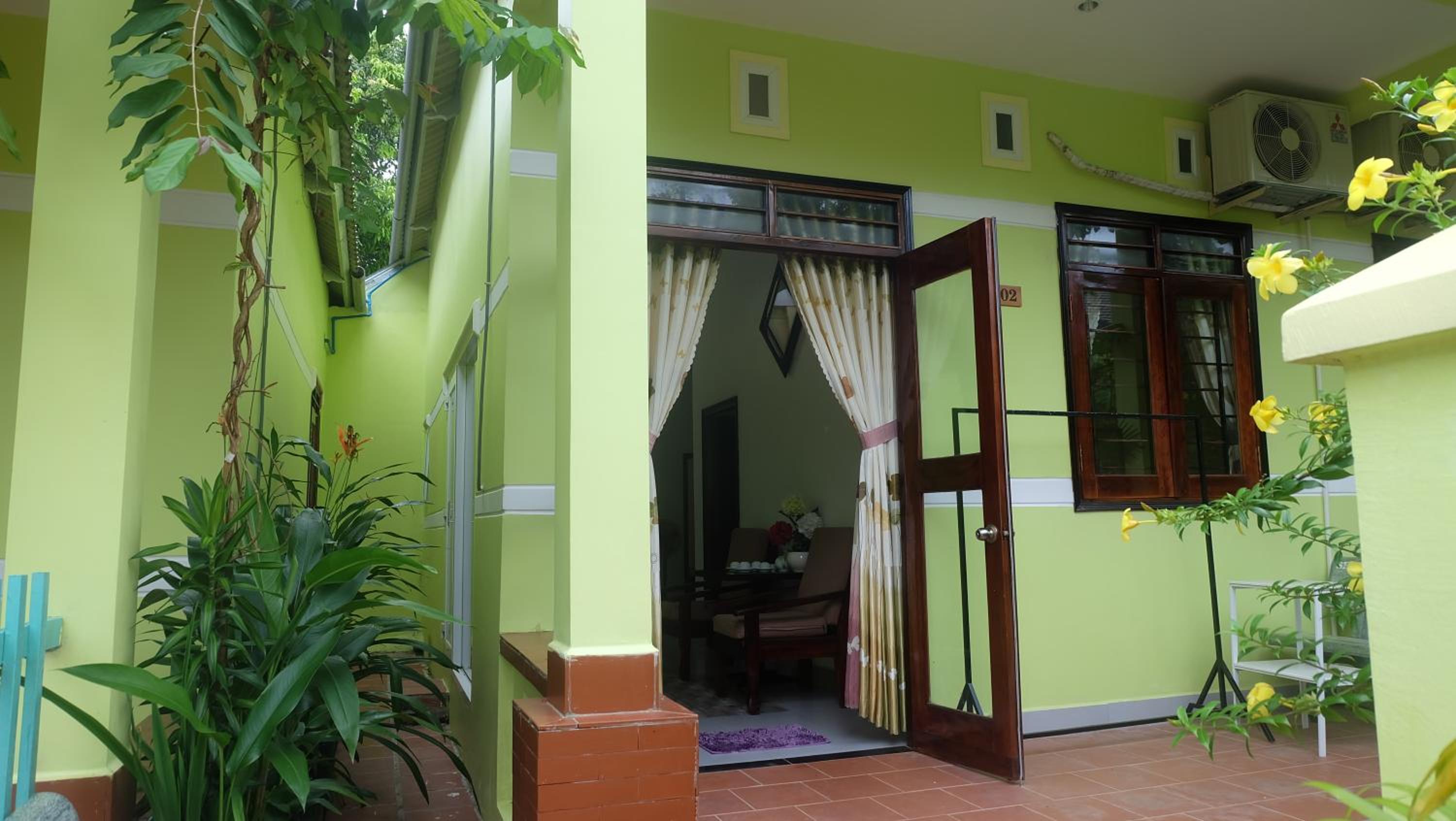 Family Bungalow photo 2