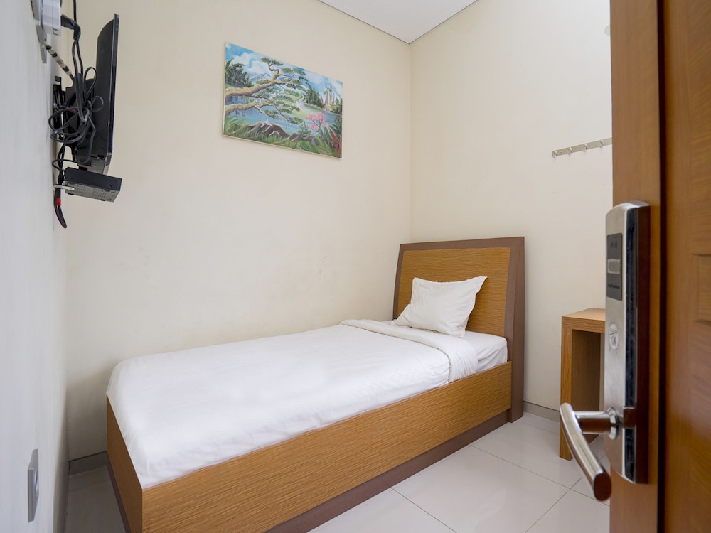 Superior Single Room