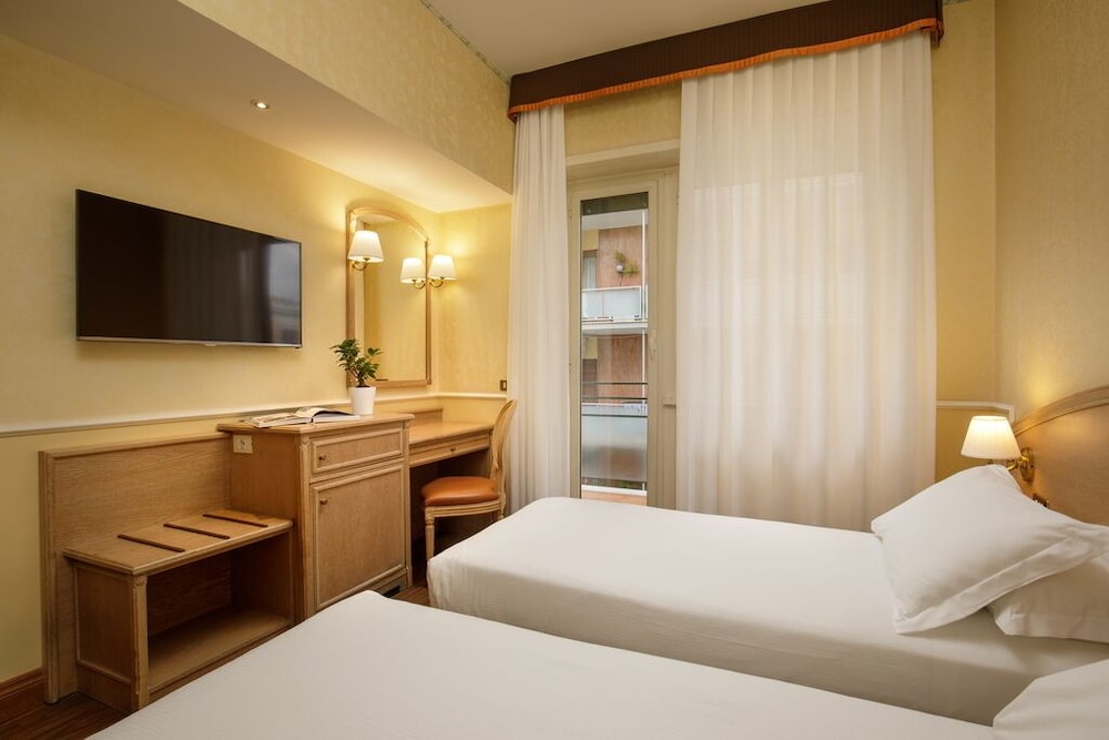 Classic Twin Room photo 1