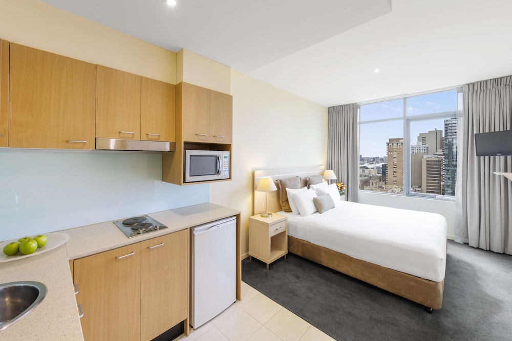 Three Bedroom Apartment (No Housekeeping) - Photo 9