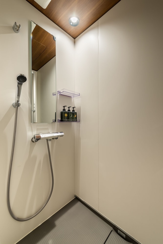 Traditional Twin Room, Non Smoking, Private Bathroom - Photo 10