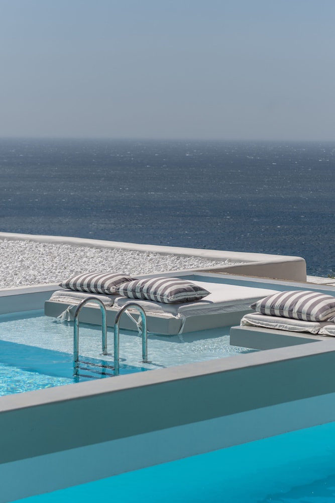 Grand Suite with pool - Photo 2