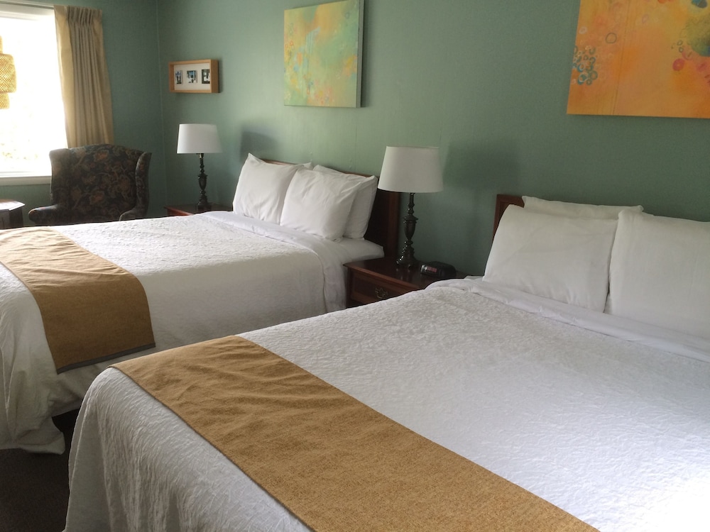 Deluxe Room, 2 Queen Beds