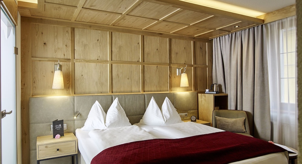 Small Double Room - Photo 1