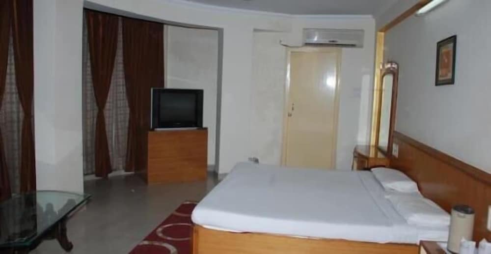 Deluxe Room, 1 Double Bed photo 3