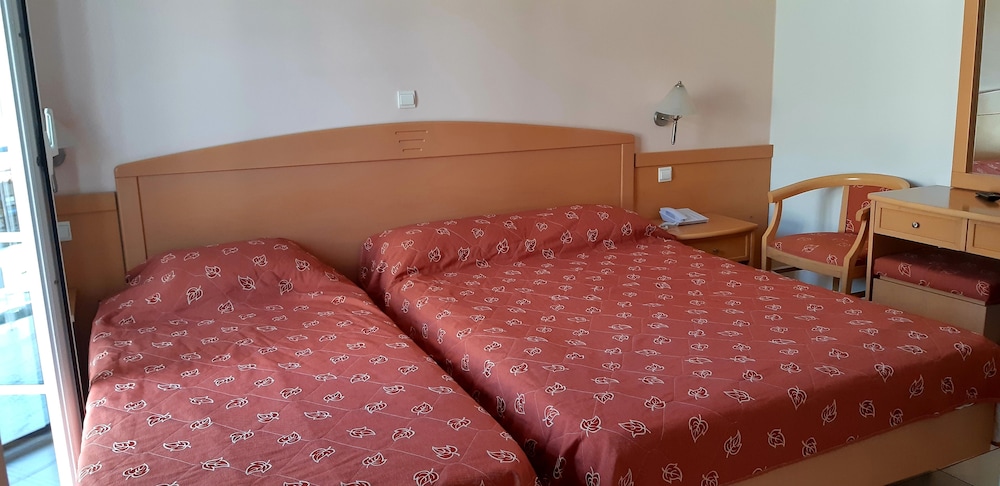 Standard Triple Room, City View (Building 1 & Building 2) - Photo 1