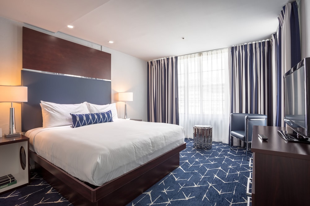 Superior Room, 1 King Bed - Photo 7