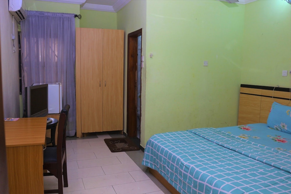 Standard Room photo 2