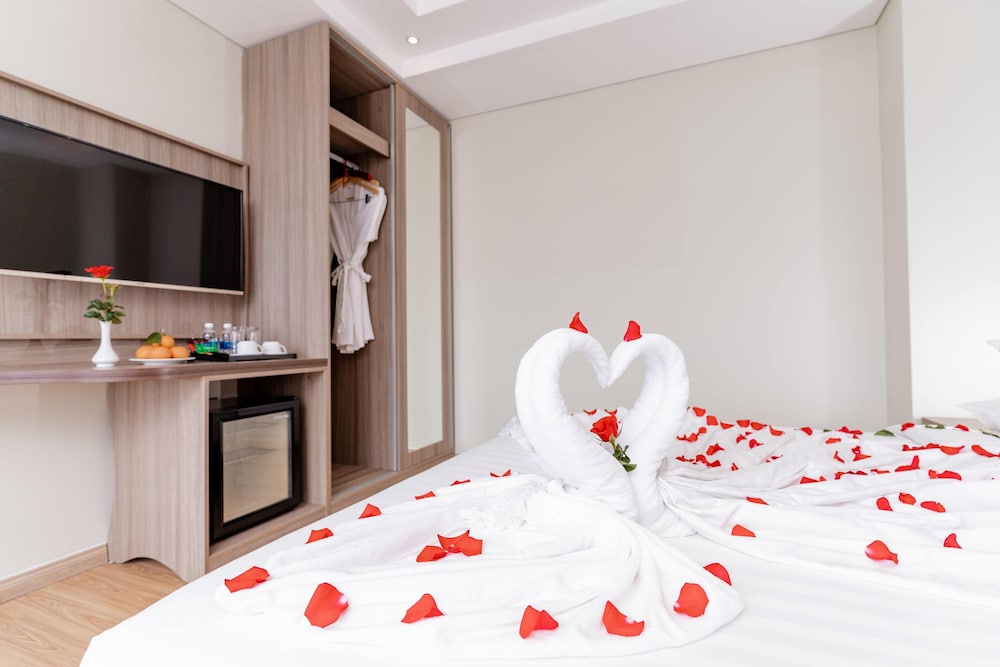Junior Suite Twin, Sea View - Photo 1