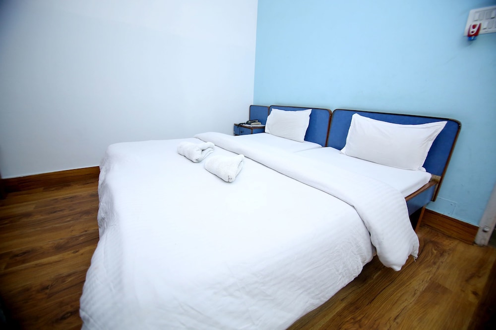 Standard Room (Non A/c) - Photo 1