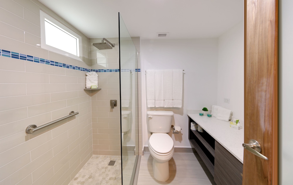 Premium Studio, 2 Double Beds, Lanai - Photo 5