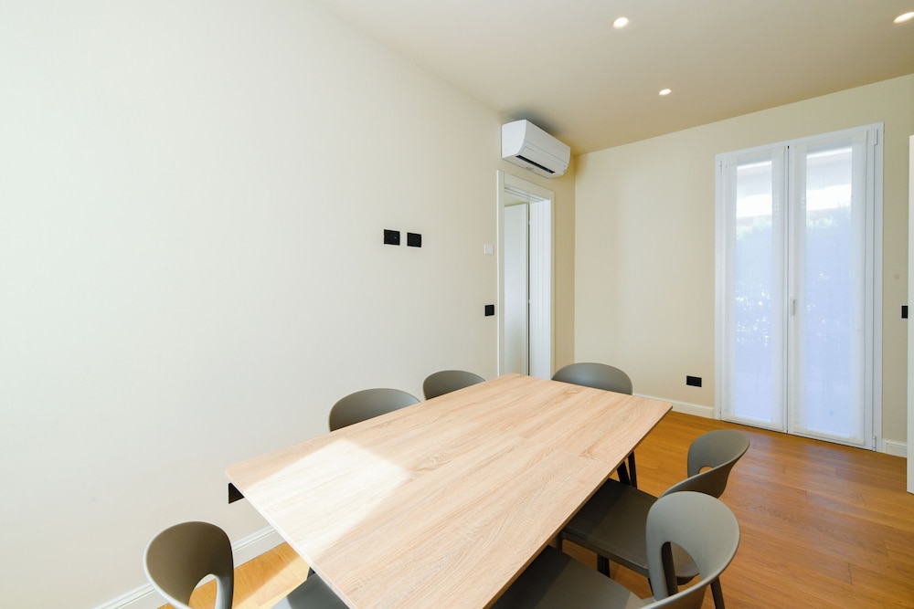 Standard Apartment, Multiple Beds, Kitchenette, Annex Building (Converts to 2 Twin Beds) - Photo 20