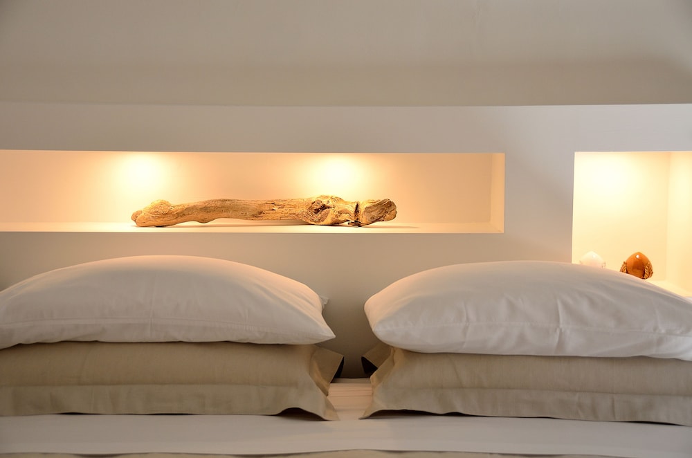 Junior suite with balcony / double or twin photo 2