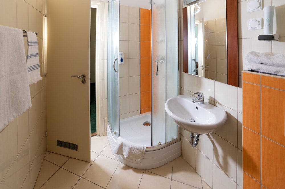 Double Room, 1 Double Bed photo 2