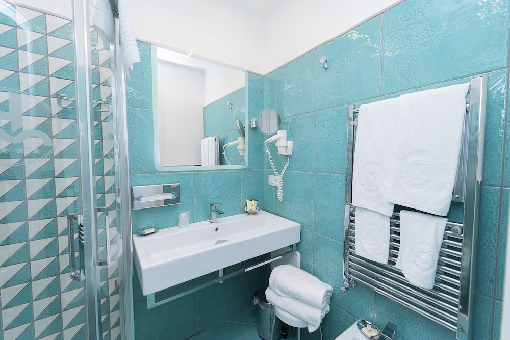 Superior Double Room - Photo 19