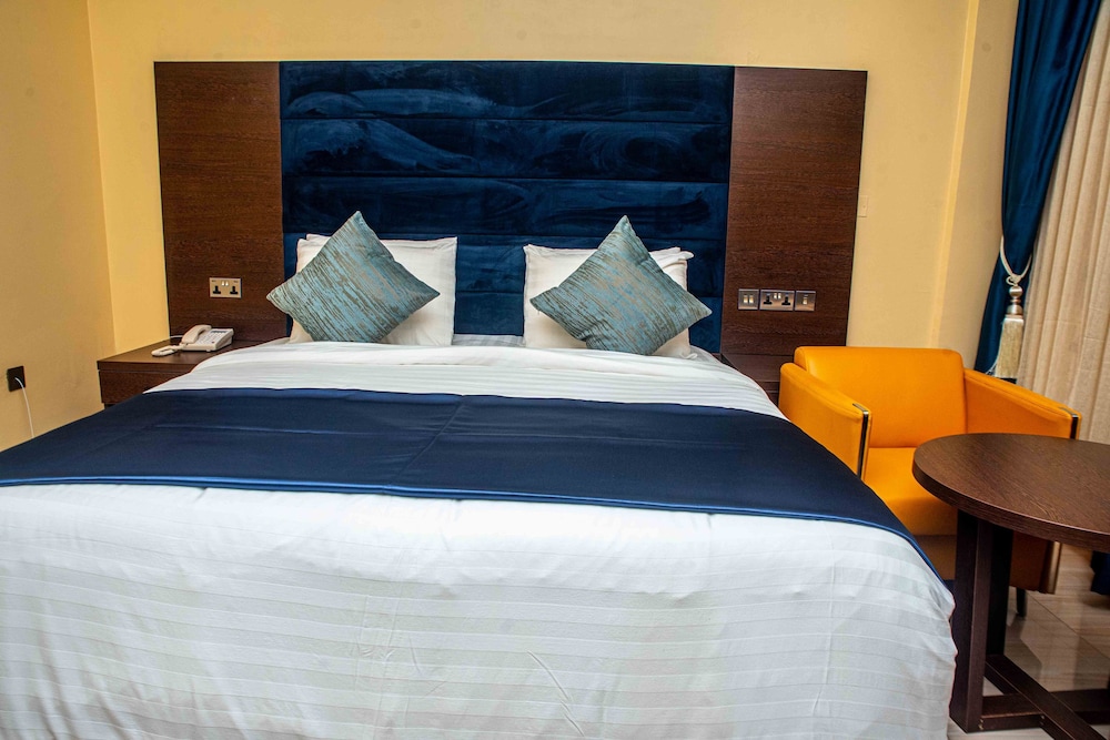 Deluxe Single Room