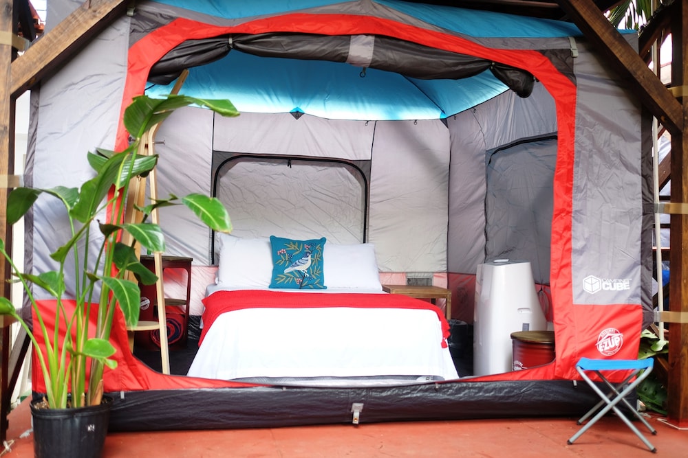 Comfort Tent, 1 Queen Bed, Non Smoking, Garden View photo 3