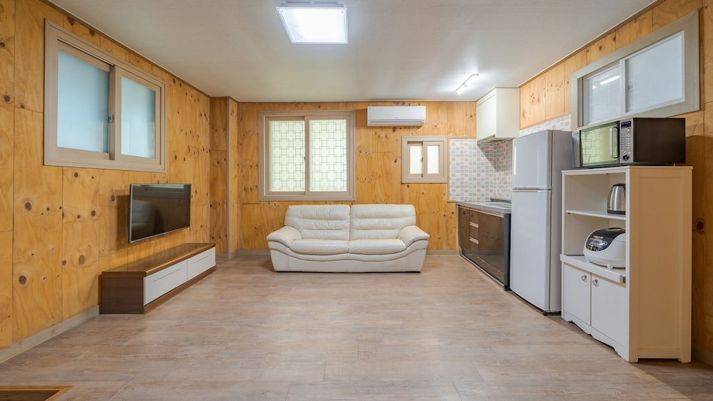 Basic Room, 2 Bedrooms (Sea Love Room (Ocean View/Group))