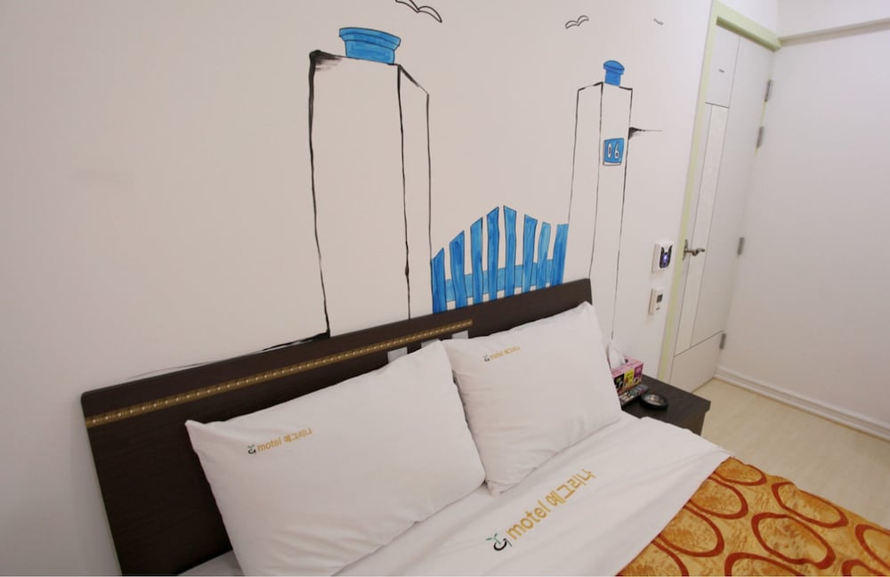 Standard Room - Photo 2
