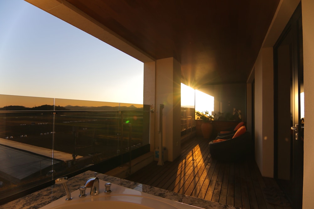 Suite, Terrace - Photo 3