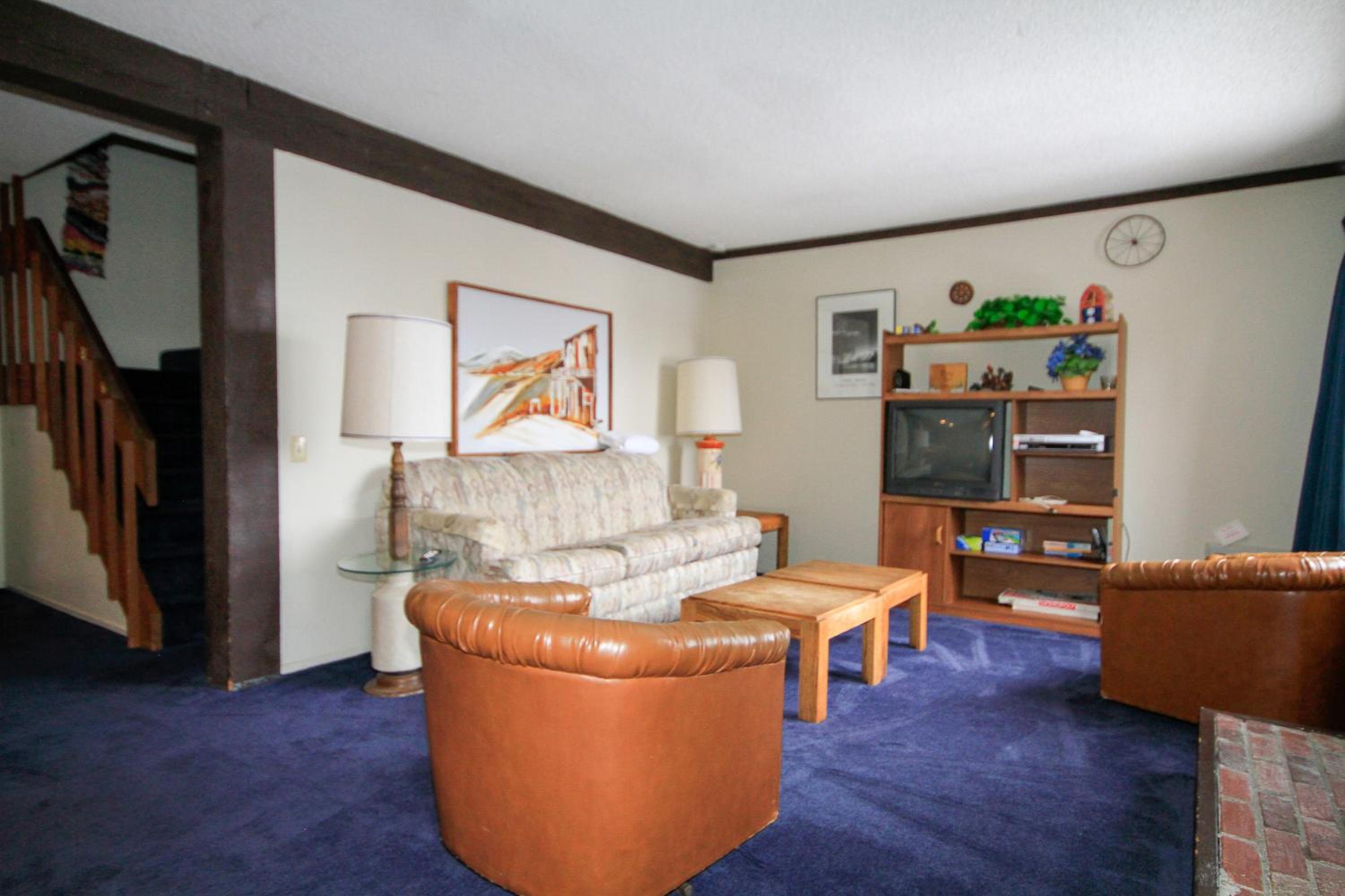 Apartment photo 1