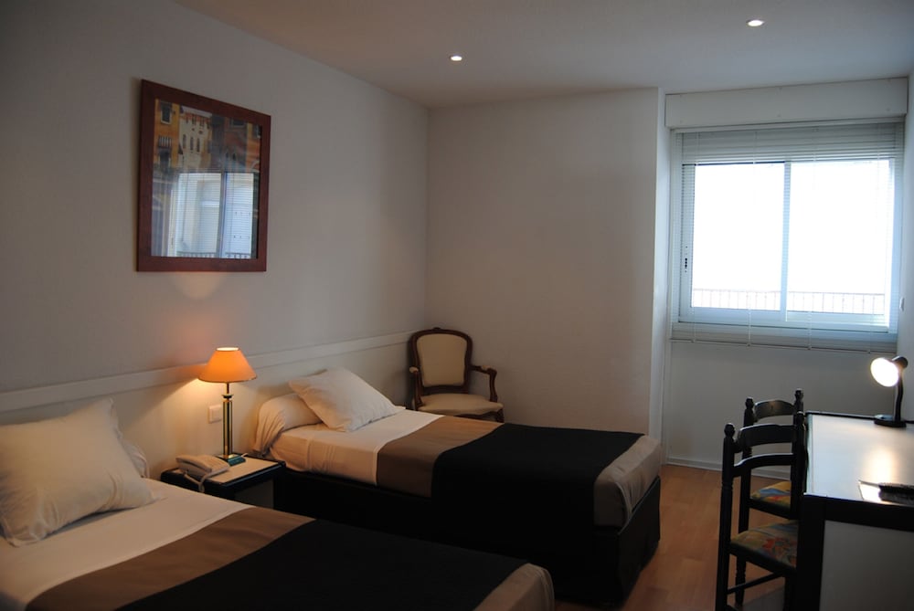 Twin Room, Courtyard View photo 3