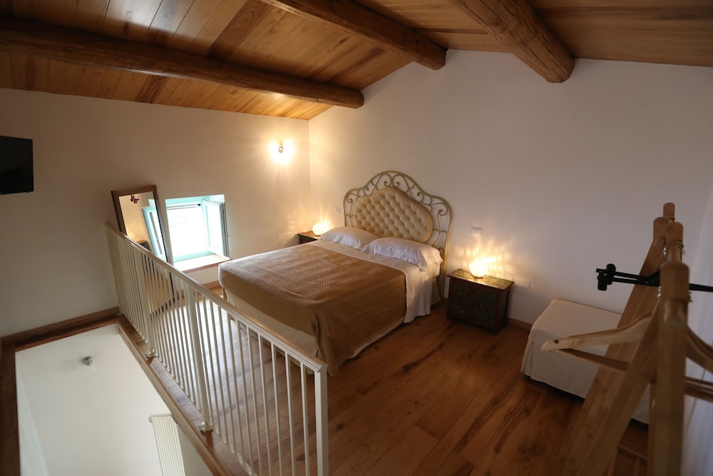 Junior Suite, Accessible, Garden View photo 1