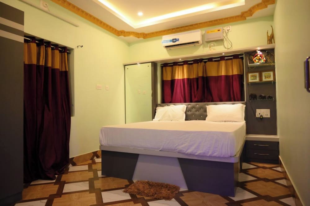 Deluxe Studio Suite
