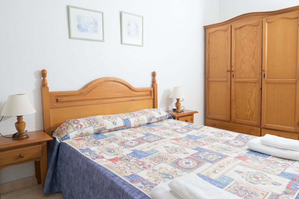 Apartamento, 2 habitaciones, balcón (FVP)