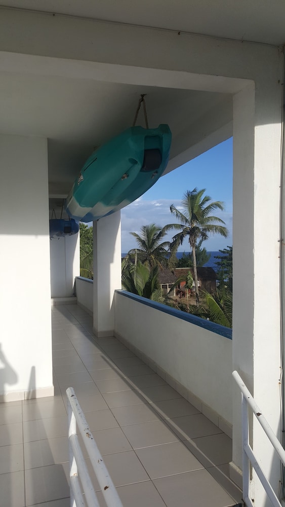 Family Room, Non Smoking, Courtyard View photo 2