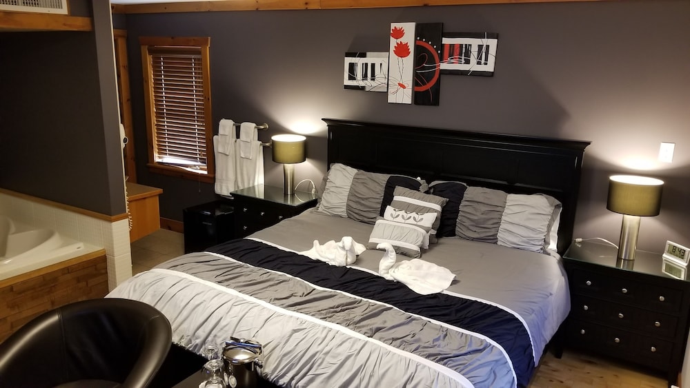 Luxury Room, 1 King Bed photo 1