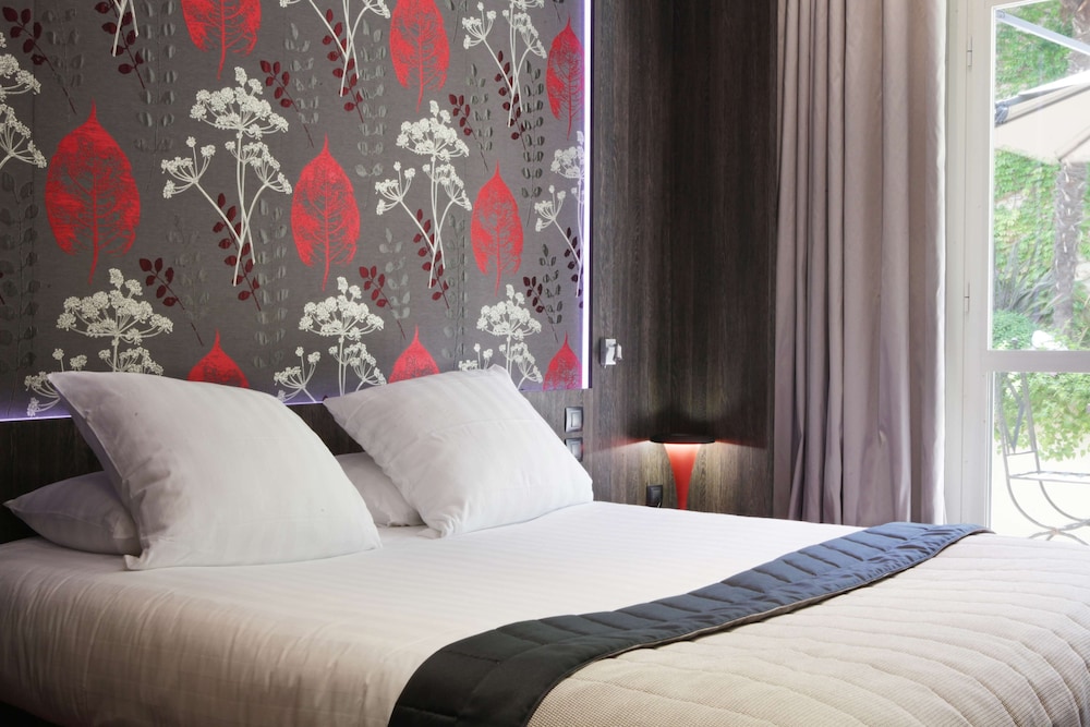 Superior Double Room, Garden View - Photo 4