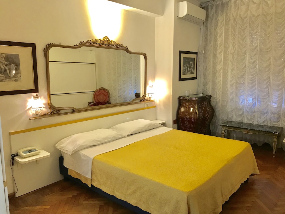 Basic Double Room
