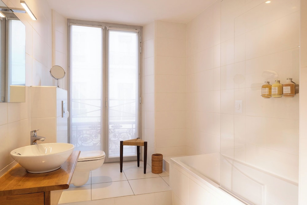 Superior Double Room, Balcony - Photo 7