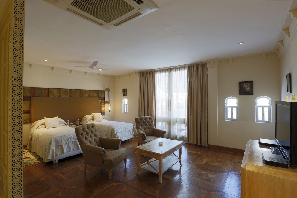 Luxury Grand Heritage photo 3