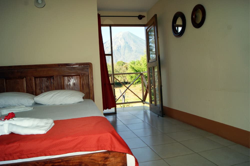 Deluxe Double Room, 1 Double Bed, Non Smoking photo 2